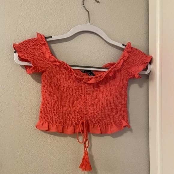 Forever 21 Tops - WOMEN’S crop top hot pink size small